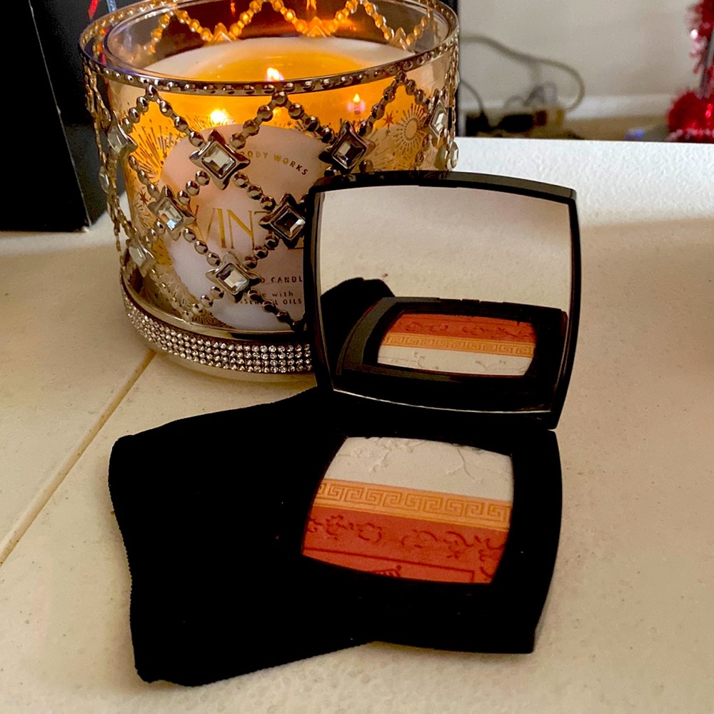 Chanel premiere flyers harmony of powders
